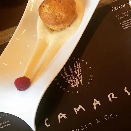 Camars *
